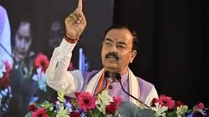 "100-100 चूहे खाकर बिल्ली हज को चली" अखिलेश यादव पर केशव प्रसाद मौर्य का तीखा प्रहार
