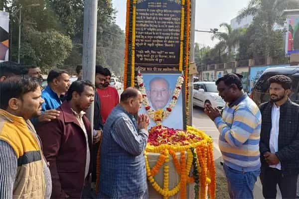 कांग्रेस मुक्त भारत की परिकल्पना के सबसे बड़े सूत्रधार हैं राहुल गांधी: अमर बाउरी