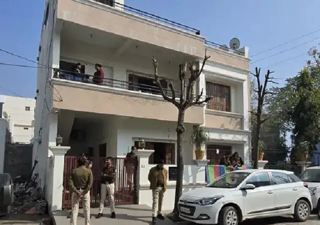 मप्र के उज्जैन में सेवानिवृत्त बैंक अधिकारी के घर ईओडब्ल्यू