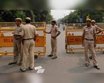 पहाड़गंज में भतीजे की हत्या की साजिश रचने वाला फरार आरोपी लाल कुनाल गिरफ्तार, चाकू से गला काटकर की थी वारदात, अलीगढ़ से पकड़ा गया