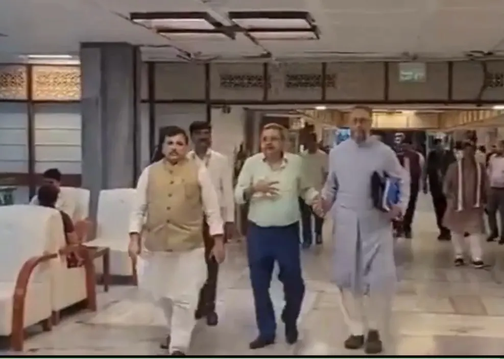 वक्फ विधेयक पर जेपीसी की बैठक में हंगामा, तृणमूल सांसद कल्याण बनर्जी चोटिल