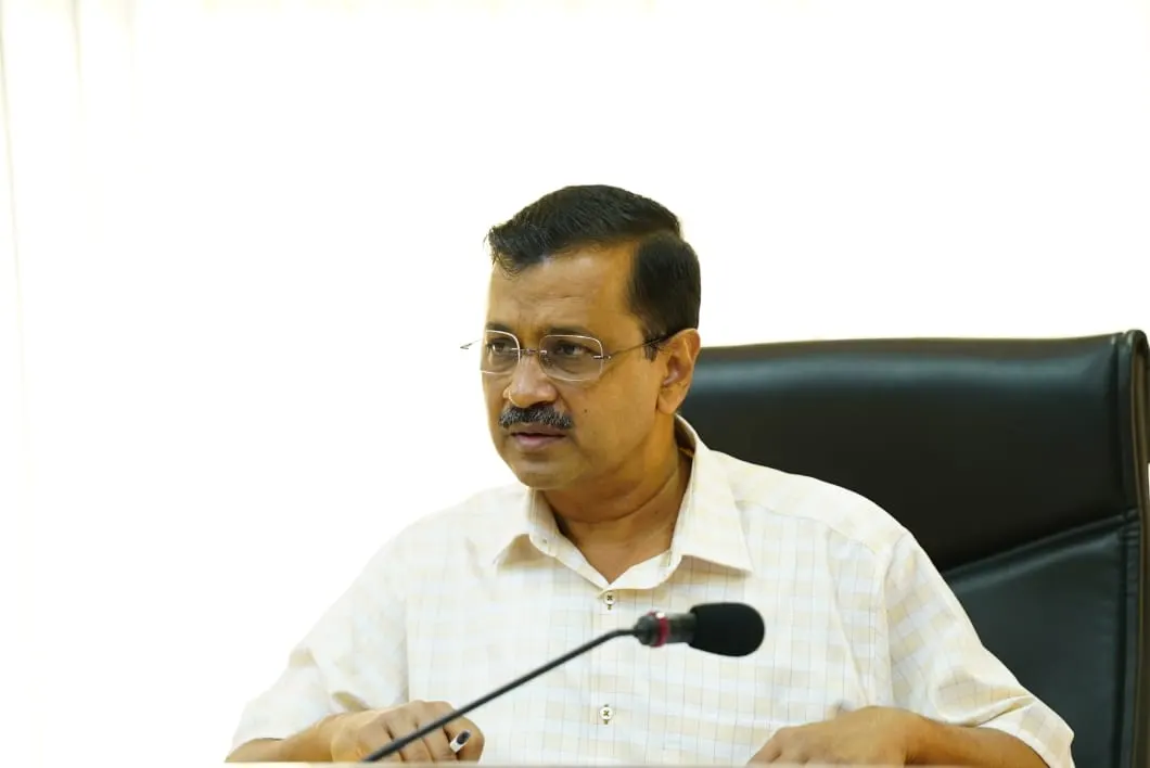 केजरीवाल ने महिला आयोग के सभी संविदा कर्मियों को हटाने के मामले में कहा, वापस दिलवाऊंगा नौकरी