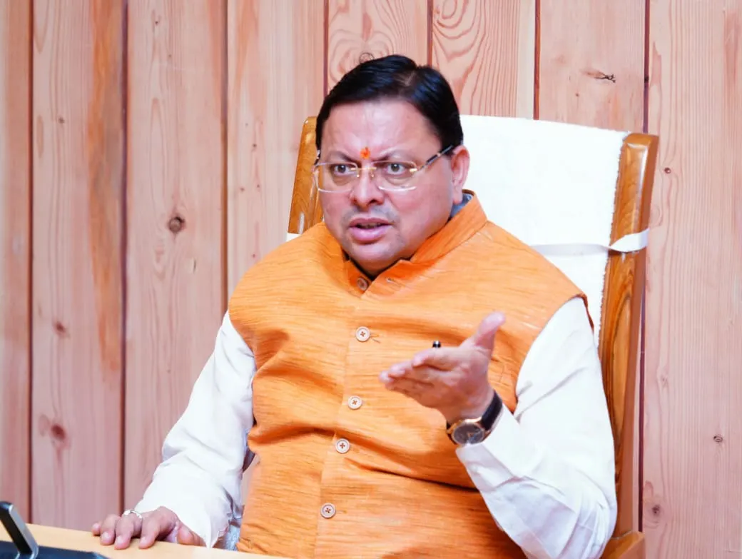 गड्ढा मुक्त अभियान में लापरवाही बरतने वालाें पर सख़्त कार्रवाई करें: मुख्यमंत्री
