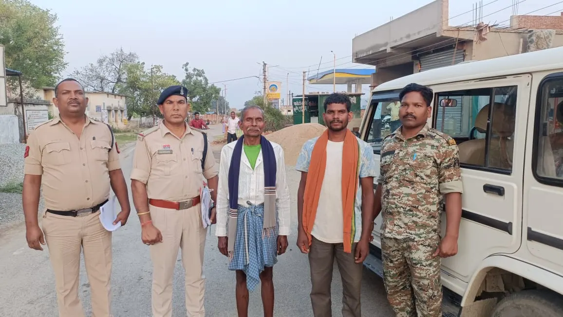 बलरामपुर : भूमि चिन्हांकन करने के दौरान पटवारी के साथ मारपीट करने वाले आरोपित गिरफ्तार, जेल दाखिल