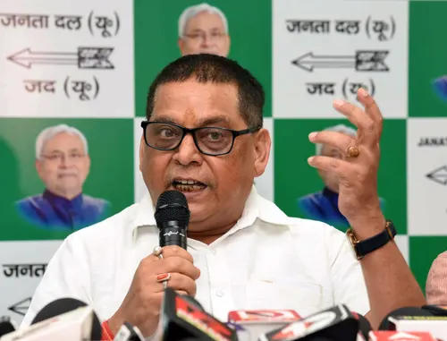 2025 में लालू यादव की राजनीति का 'पिंडदान' करने को बिहार तैयार: नीरज कुमार