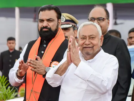 बिहार: सीएम नीतीश ने राधाकृष्णन को उपराष्ट्रपति पद के लिए दी शुभकामनाएं, जदयू के समर्थन की पुष्टि की