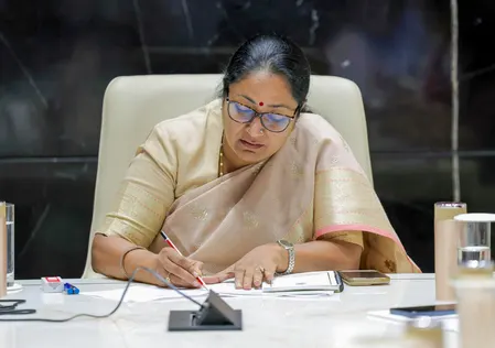 दिल्ली कैबिनेट का बड़ा फैसला, नर्सिंग इंटर्न को अब हर महीने मिलेंगे 13,150 रुपए