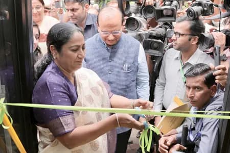 सीएम रेखा गुप्ता बोलीं-आज दिल्ली पहले जैसी नहीं रही