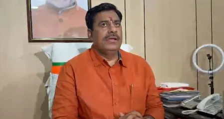 भोपाल में गणेश विसर्जन जुलूस पर पथराव : भाजपा विधायक रामेश्वर बोले- उपद्रव करने वालों के तोड़ दिए जाएंगे हाथ