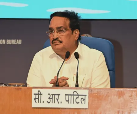 बिहार विकास पथ पर तेजी से आगे बढ़ रहा है : केंद्रीय मंत्री सीआर पाटिल 