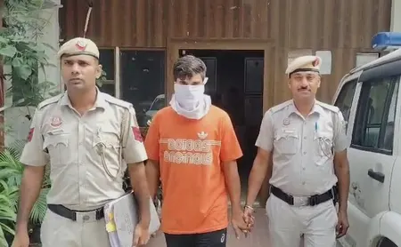 दिल्ली: मंडावली पुलिस ने शातिर चोर को किया गिरफ्तार, चोरी का लैपटॉप बरामद