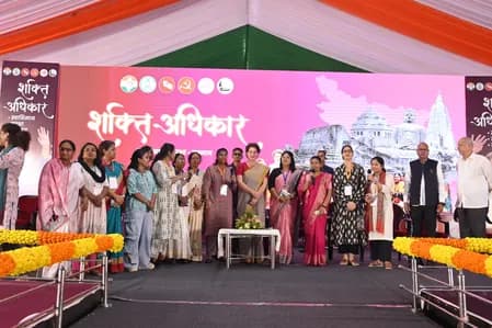 बिहार की महिलाओं को सरकार सम्मान नहीं दे रही है : प्रियंका गांधी