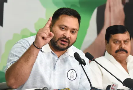बिहार: बदलाव की जोर आजमाइश में तेजस्वी, सीट बंटवारे को लेकर अब तक उलझा गणित