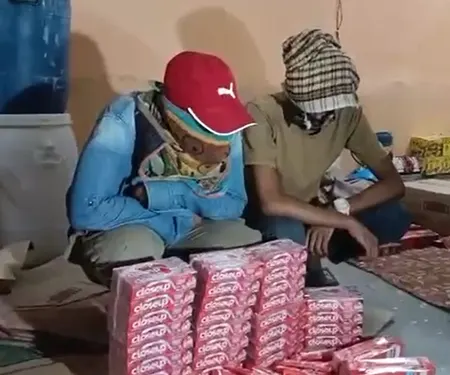 वजीराबाद में नकली टूथपेस्ट और ईनो बनाने वाली फैक्ट्री का खुलासा, लाखों का सामान जब्त
