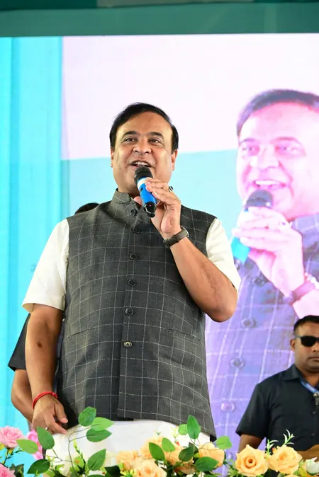 'कौन हैं रॉबर्ट वाड्रा', असम के मुख्यमंत्री हिमंत बिस्वा सरमा ने किया कटाक्ष