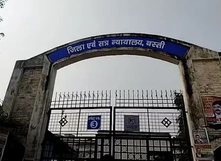 उत्तर प्रदेश: बस्ती में कोडीन सिरप बरामदगी मामले में दो को 10 साल की सजा, 1-1 लाख रुपए का जुर्माना