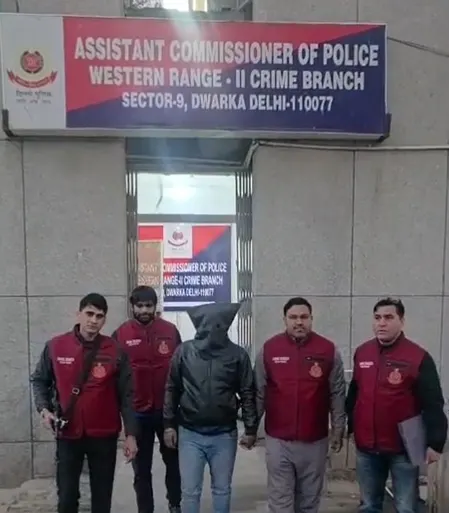 दिल्ली क्राइम ब्रांच ने 5 साल से फरार रोहित बलारा को किया गिरफ्तार, पैरोल पर आने के बाद से था फरार