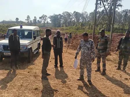 झारखंड : गुमला में लिव इन पार्टनर को कुल्हाड़ी से काट डाला, आरोपी युवक गिरफ्तार