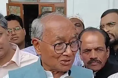 मध्य प्रदेश: राजगढ़ में नकली खाद की बिक्री, उच्च स्तरीय जांच हो: दिग्विजय सिंह