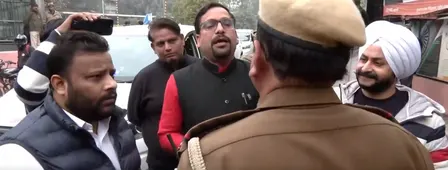 दिल्ली विधानसभा में नहीं मिली सस्पेंड 'आप' विधायकों को एंट्री, बोले- 'भाजपा हमें ऑफिस जाने से नहीं रोक सकती'