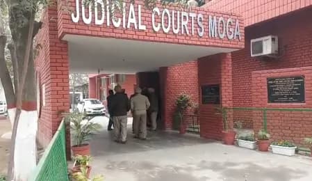 मोगा कोर्ट को धमकी भरा ई-मेल मिलने से हड़कंप, परिसर खाली करवाकर पुलिस ने की चप्पे-चप्पे की जांच