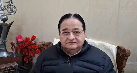 'पुलिस पर एफआईआर को चुनौती देना अपराधियों को बचाने जैसा', संभल मामले पर बोले सपा नेता एसटी हसन