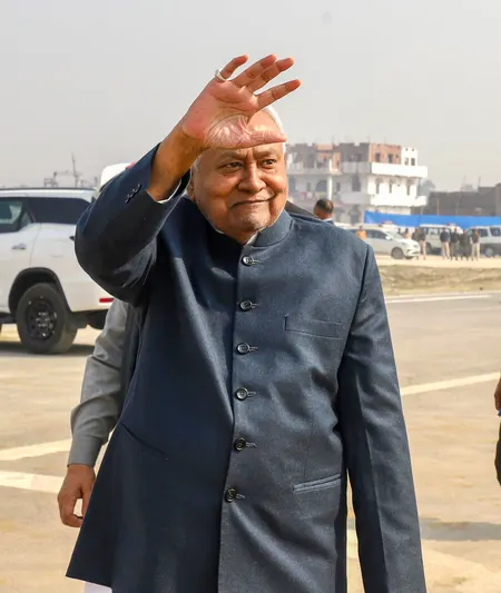 खरमास के बाद नीतीश कुमार के इस्तीफे के संकेत, 10 अप्रैल को राज्यसभा शपथ तय