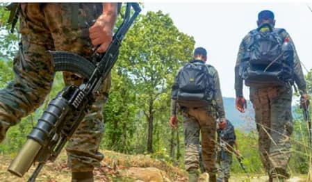 झारखंड के चाईबासा में माओवादियों से फिर हुई मुठभेड़, एक महिला नक्सली की मौत