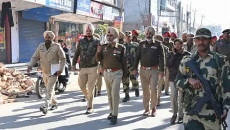बम की धमकी के बाद चंडीगढ़ पुलिस अलर्ट, सभी स्कूलों के आसपास पुलिस बल तैनात