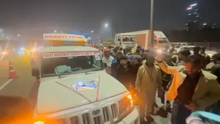 नोएडा : घायल की मदद कर रहे लोगों को ट्रक ने कुचला, 2 की मौत, हिरासत में आरोपी चालक