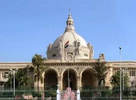 यूपी विधानसभा सत्र : आरक्षण पर टकराव के बीच बढ़ा विवाद, हंगामे के बीच कार्यवाही 10 मिनट के लिए स्थगित
