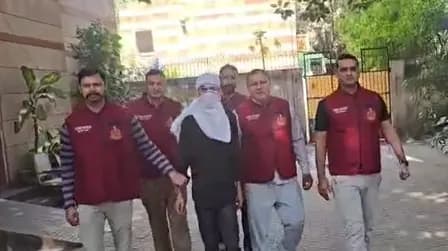 रोहिणी क्राइम ब्रांच ने कुख्यात अपराधी को किया गिरफ्तार, हथियार भी जब्त