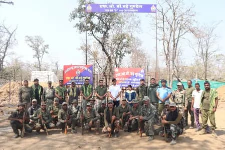 नक्सल प्रभावित क्षेत्र में विकास की नई पहल, बड़े गुण्डेम में सुरक्षा कैम्प स्थापित