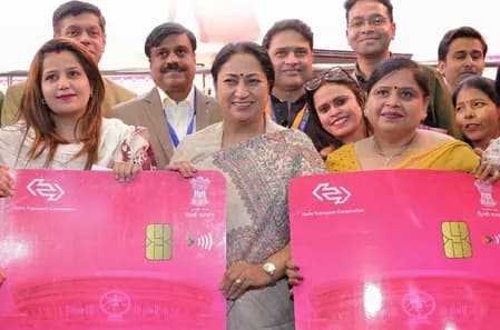 दिल्ली: ‘सहेली पिंक स्मार्ट कार्ड’ योजना के 12 दिन में एक लाख कार्ड जारी