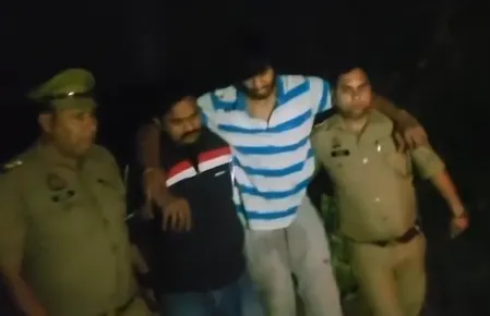 बुलंदशहर : जेवर के पास पुलिस और बदमाश के बीच मुठभेड़, पैर में गोली लगने से नैनू मावी घायल