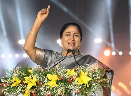सालों से लटका था पेरिफेरल एक्सप्रेसवे का पैसा, अब नहीं रुकेंगे दिल्ली के प्रोजेक्ट्स: सीएम रेखा गुप्ता
