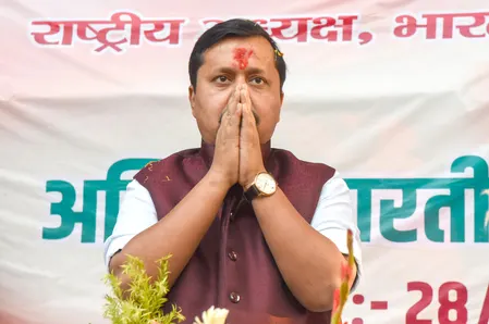 नीरज सिन्हा देंगे विकास यात्रा को नई गति: नितिन नवीन