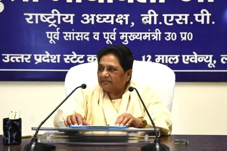 सरकारी उदासीनता से त्रस्त जनता की उम्मीदें बसपा से, संगठन मजबूत कर चुनावी तैयारी करें तेज : मायावती