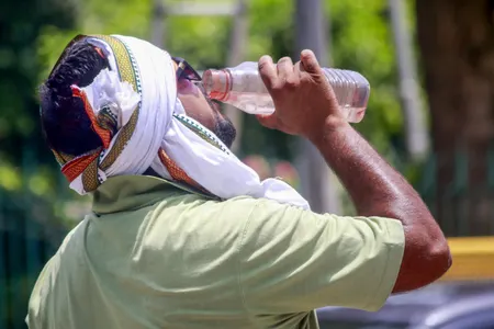 एनसीआर में बढ़ेगी गर्मी की मार, अगले 4 दिन में 40°C पार का अनुमान, प्रदूषण भी खतरनाक स्तर पर