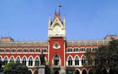कलकत्ता हाई कोर्ट का फैसला, चुनाव में कॉलेज शिक्षकों को पीठासीन अधिकारी बनाने का आदेश रद्द