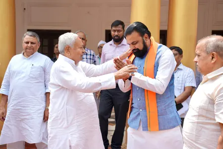 बिहार में एनडीए के नेता बोले, महिलाओं का हक छीनना विपक्ष को महंगा पड़ेगा