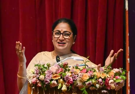 दिल्ली के विकास की रफ्तार जारी, सरकार पूरी तरह मैदान में सक्रिय: रेखा गुप्ता
