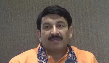 इस्तीफा न देकर ममता बनर्जी 'लोकतंत्र और संविधान विरोधी मानसिकता' का प्रदर्शन कर रहीं: मनोज तिवारी