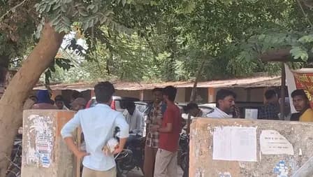 उत्तर प्रदेश: विश्वविद्यालयों में लागू होगा ड्रेस कोड, छात्रों और शिक्षकों ने फैसले का किया स्वागत