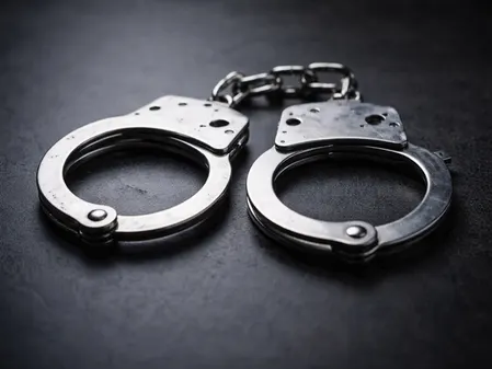 बंगाल: जहांगीर खान के करीबी टीएमसी नेता गिरफ्तार, वसूली और मारपीट का आरोप