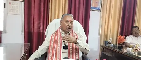 चतरा रेल लाइन परियोजना को लेकर सांसद कालीचरण बोले, अधिग्रहण प्रक्रिया तेज की जाएगी