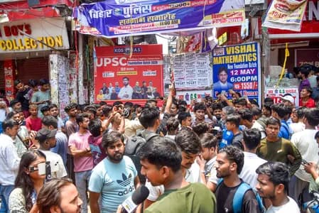 पटना के खान ग्लोबल स्टडीज सेंटर की फायर सेफ्टी की जांच, कई कमियां पाई गईं