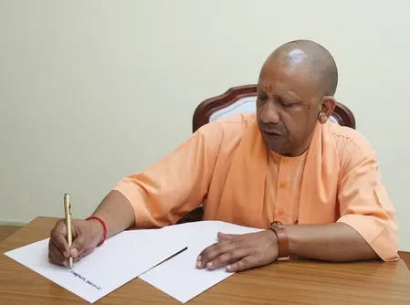 वर्षा ऋतु पर सीएम योगी ने लिखी पाती, प्रदेशवासियों से किए पांच अहम आग्रह