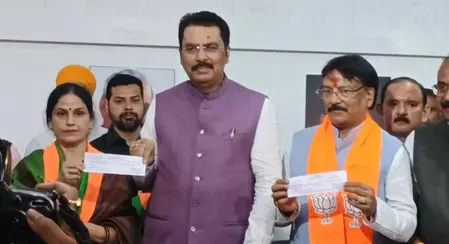 बिहार में जन सुराज को झटका, कई नेताओं ने जॉइन की भाजपा