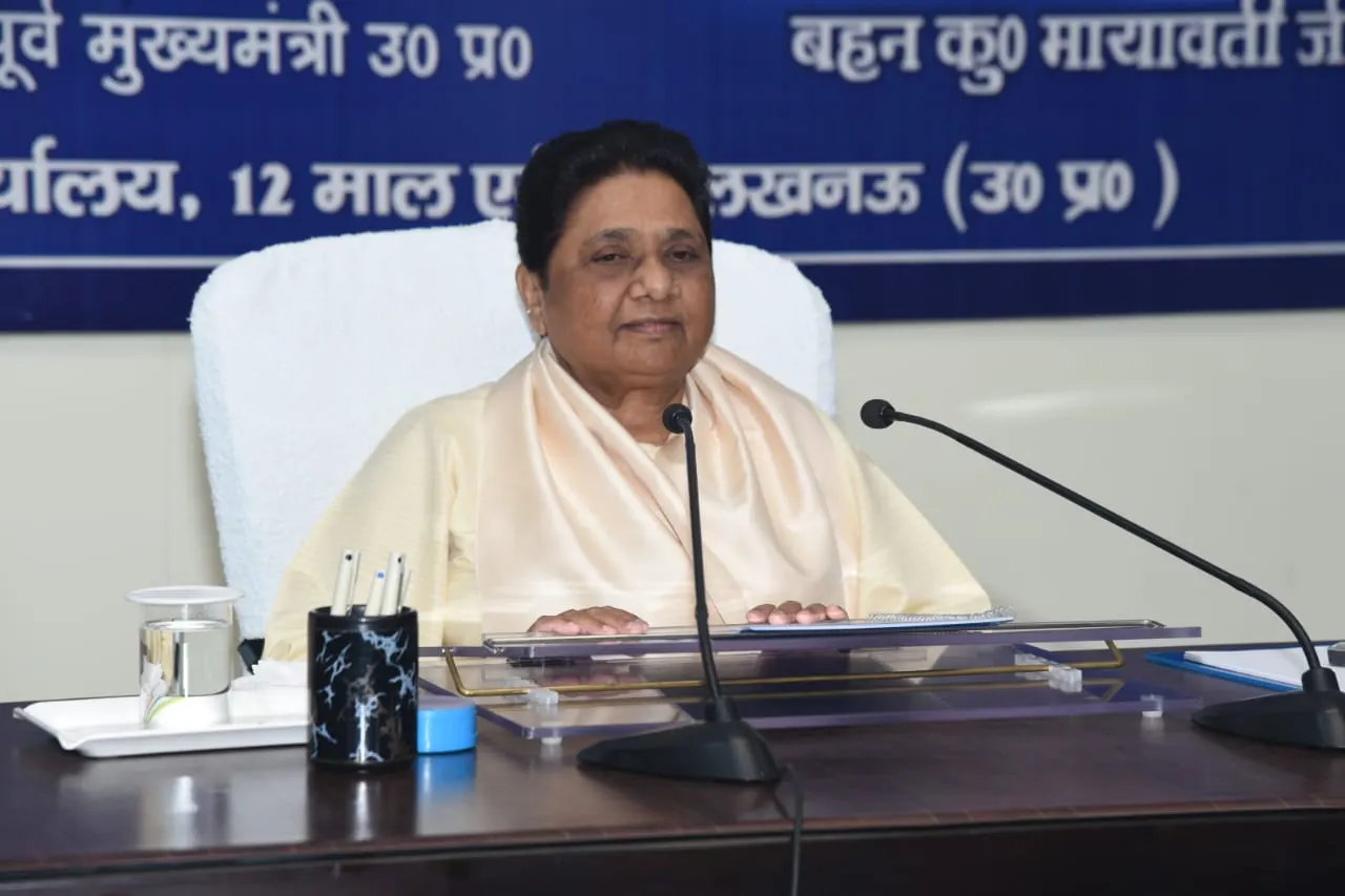 धार्मिक मामलों को आड़ बनाकर स्वार्थ की राजनीति साधने में जुटी सरकारें : मायावती